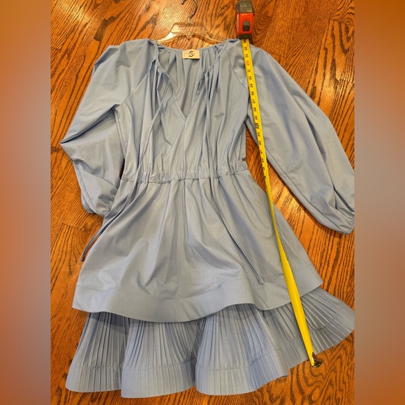 Local European Light Blue Midi Dress - Picture 5 of 5